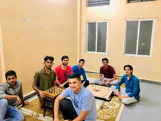 Hostel Dining